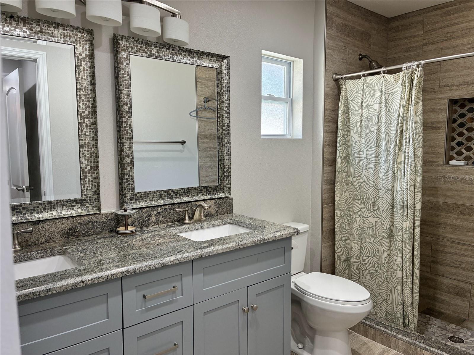 Image 20 of 31 For 2680 Fitzhugh Road