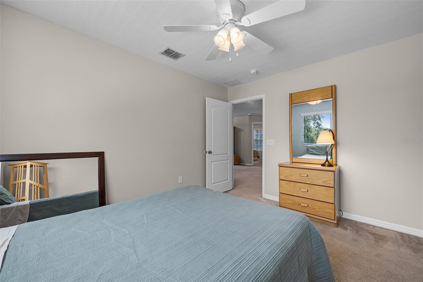 Image 21 of 38 For 615 Groves End Lane