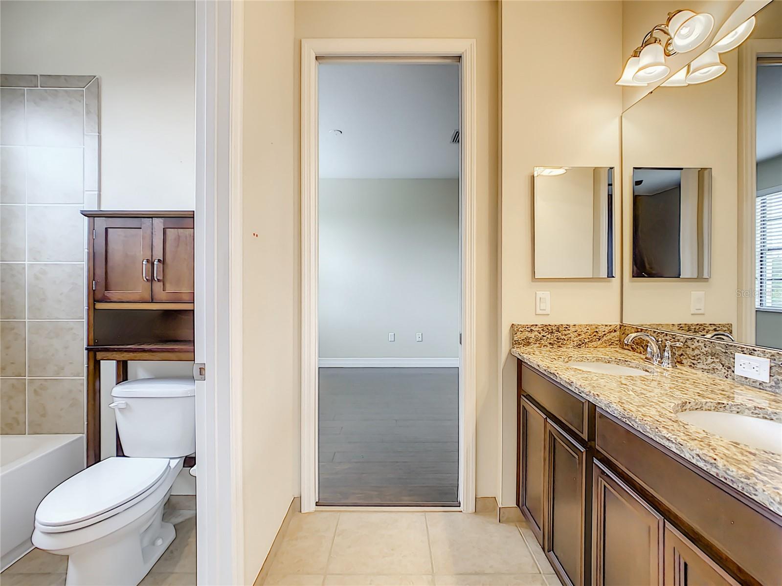 Image 36 of 49 For 8154 Prestbury Drive