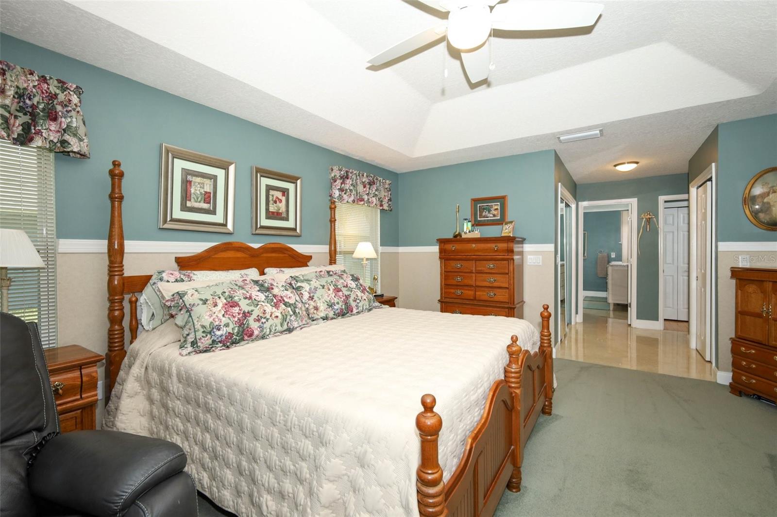Image 24 of 54 For 1010 Pinehurst Court