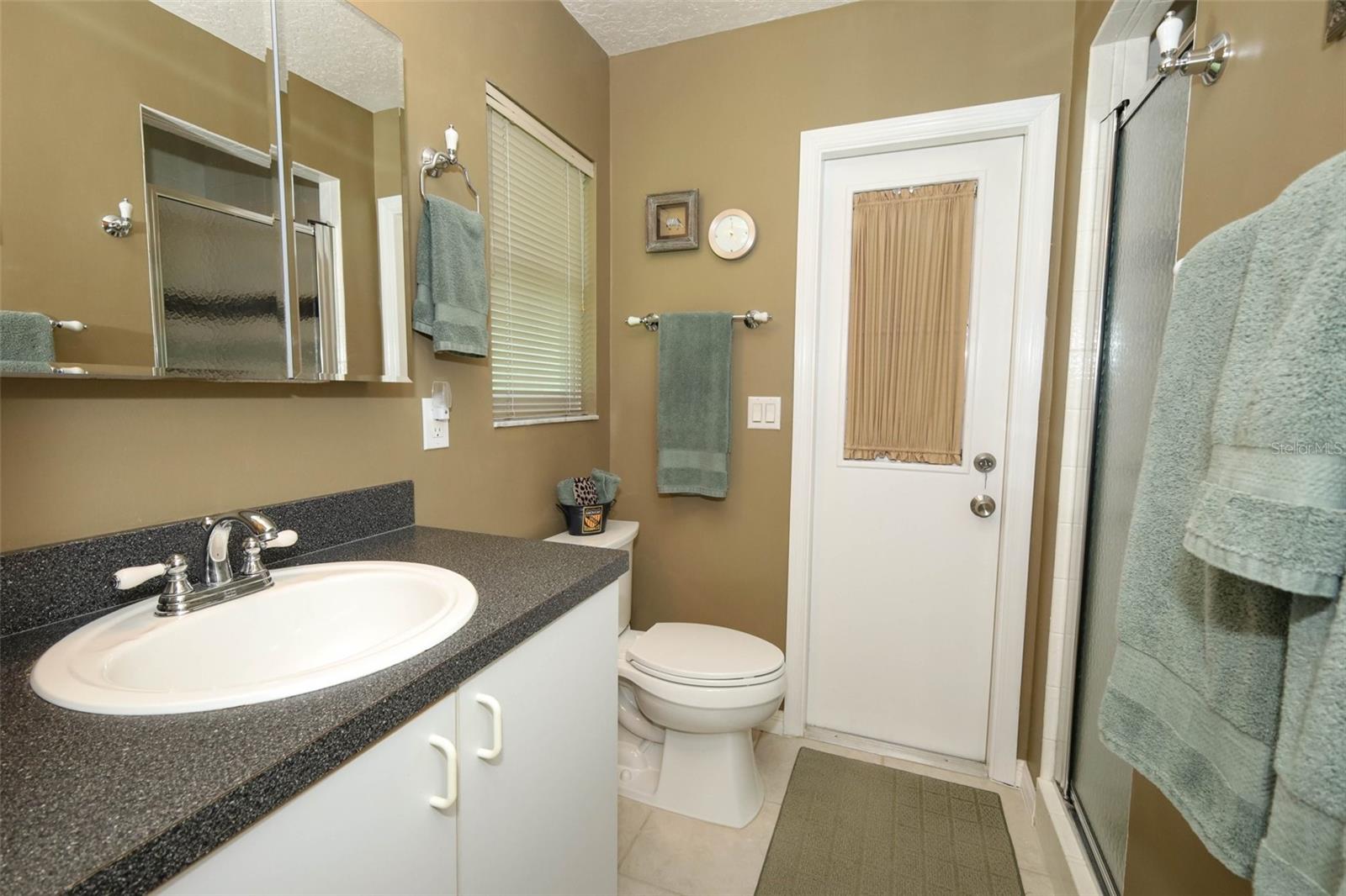 Image 33 of 54 For 1010 Pinehurst Court
