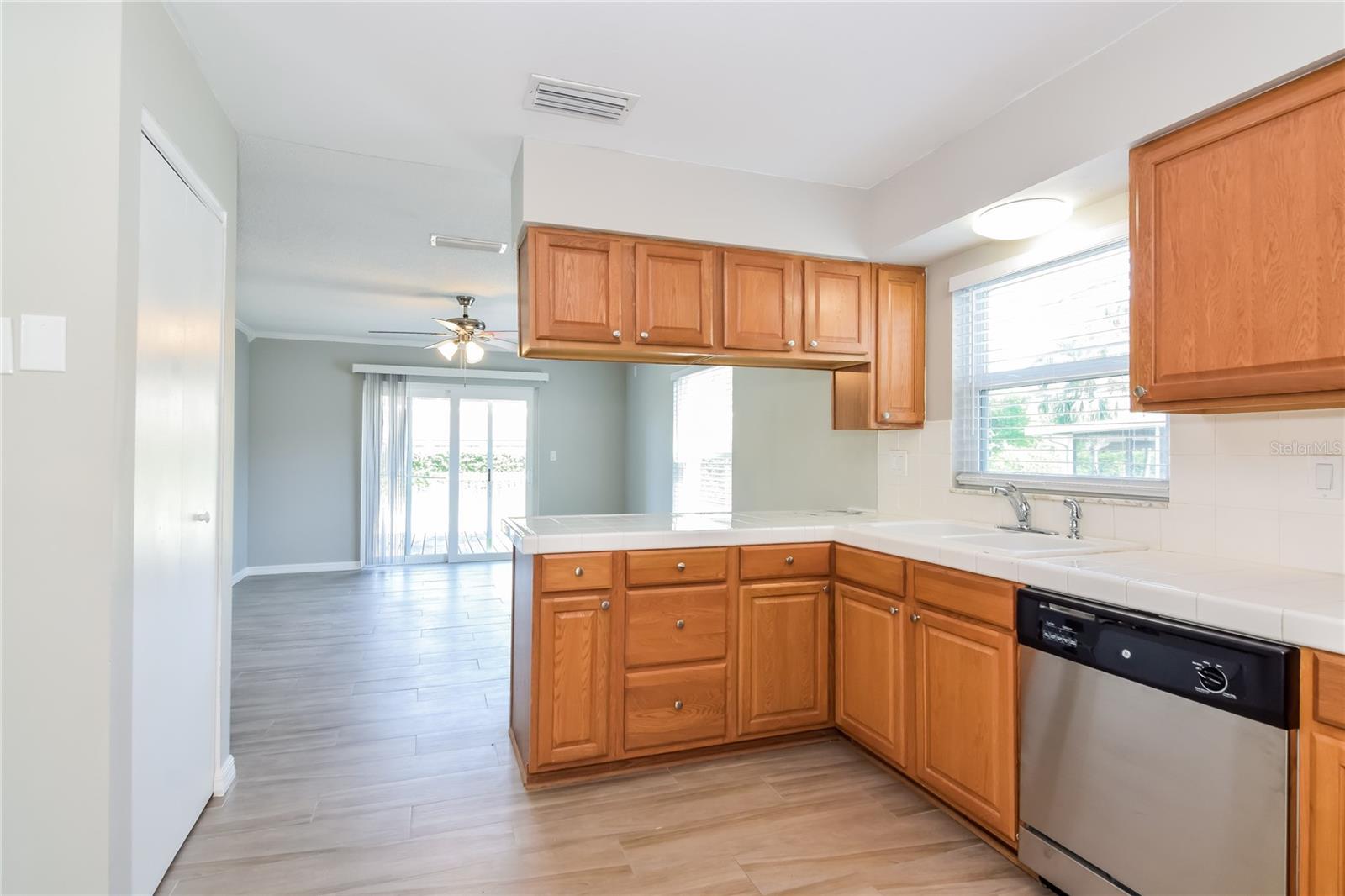 Image 6 of 16 For 2112 Sylvester Court