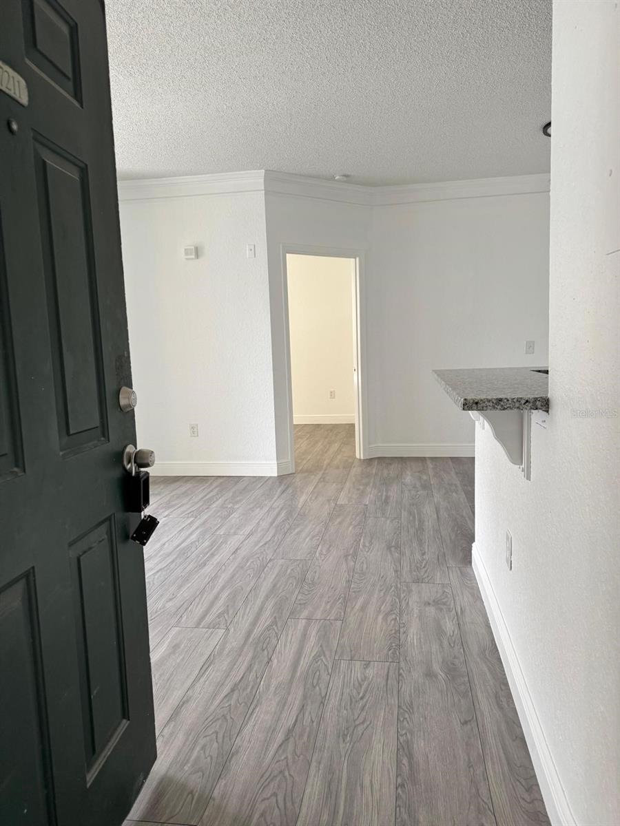 Image 4 of 11 For 8300 Elm Park Drive 7211
