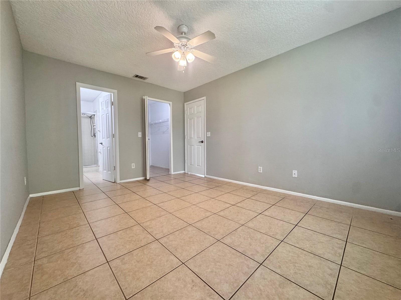 Image 14 of 15 For 1923 Bentley Boulevard