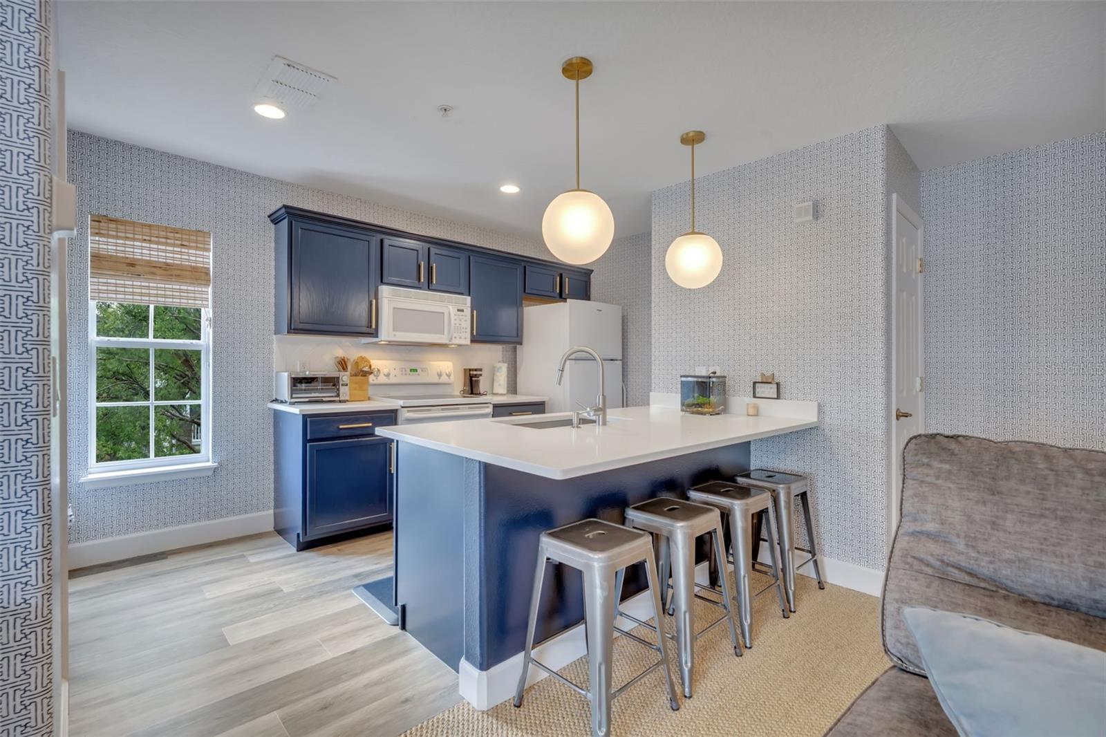 Image 33 of 52 For 2098 Osprey Avenue