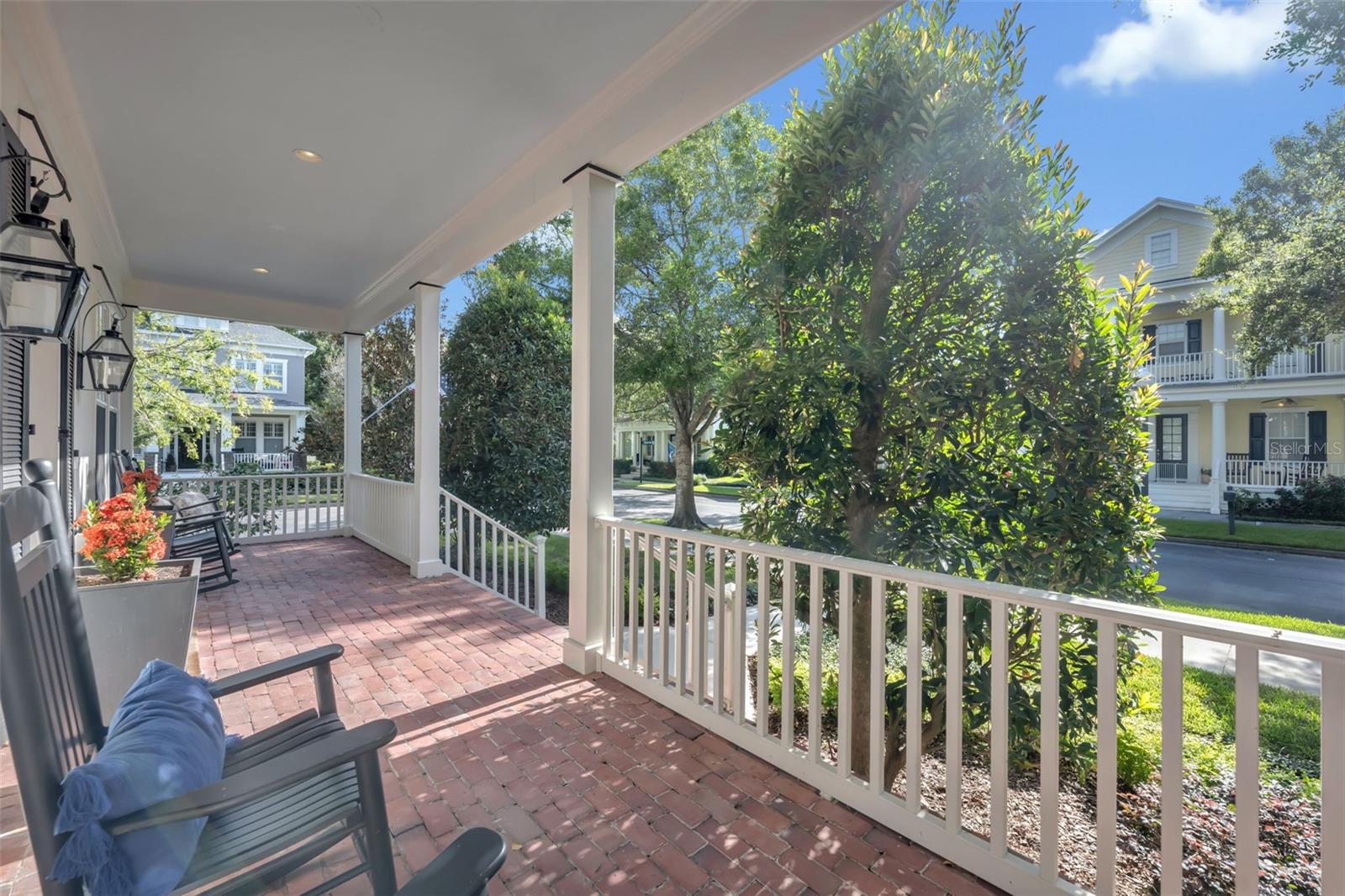 Image 4 of 52 For 2098 Osprey Avenue