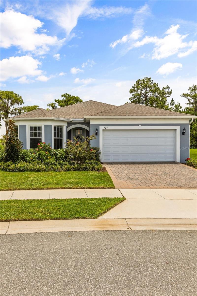 Image 4 of 52 For 17491 Saw Palmetto Avenue
