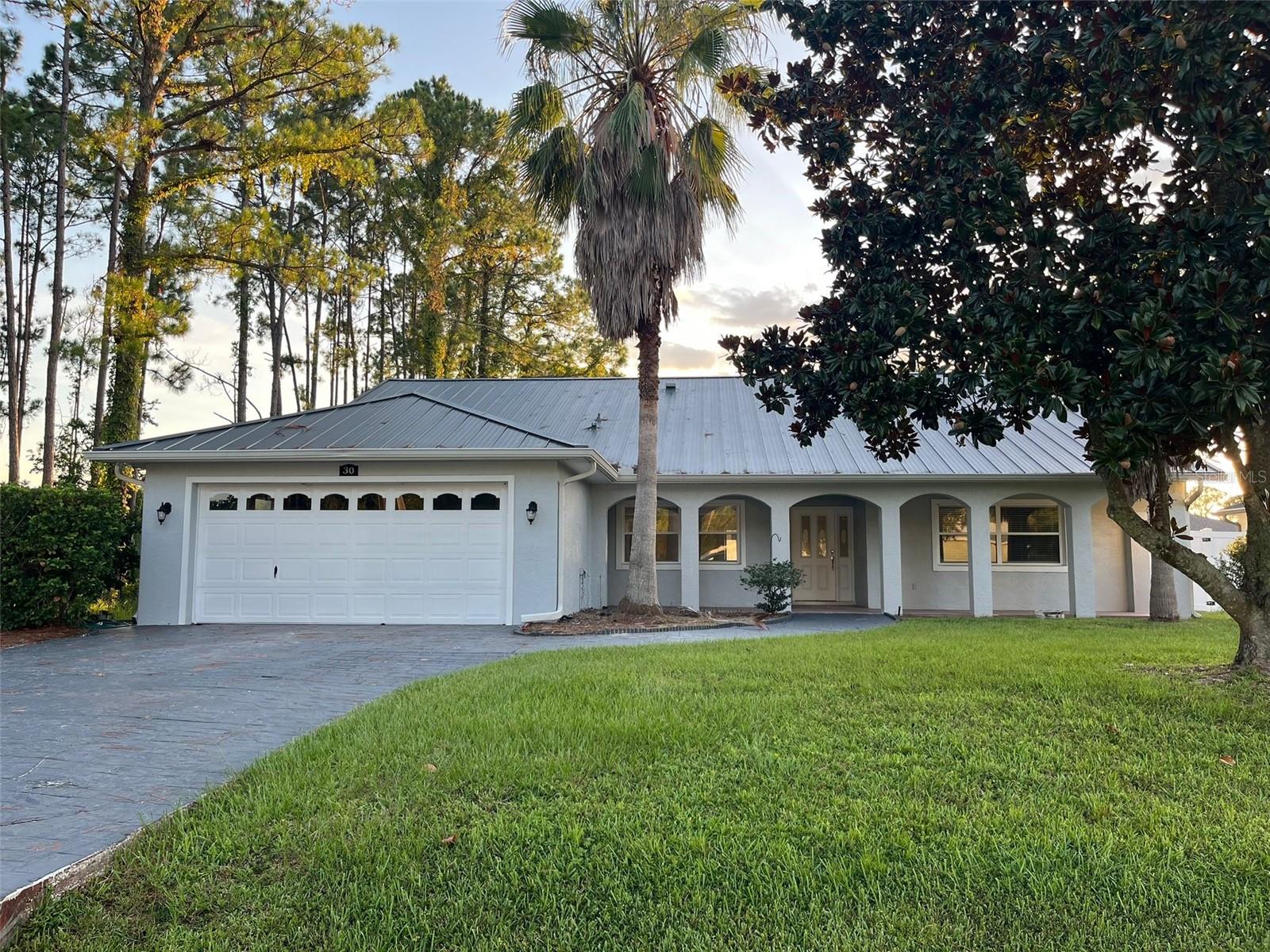 Image 2 of 14 For 30 Pinetree Drive