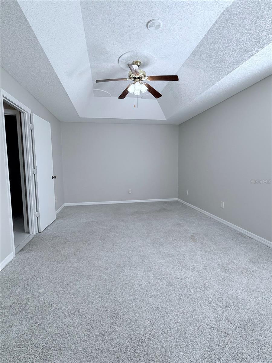 Image 21 of 36 For 30 Pinetree Drive