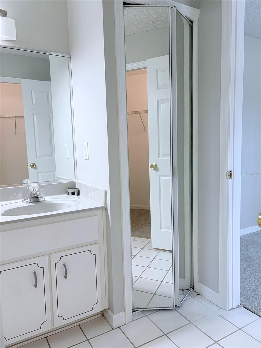 Image 23 of 36 For 30 Pinetree Drive