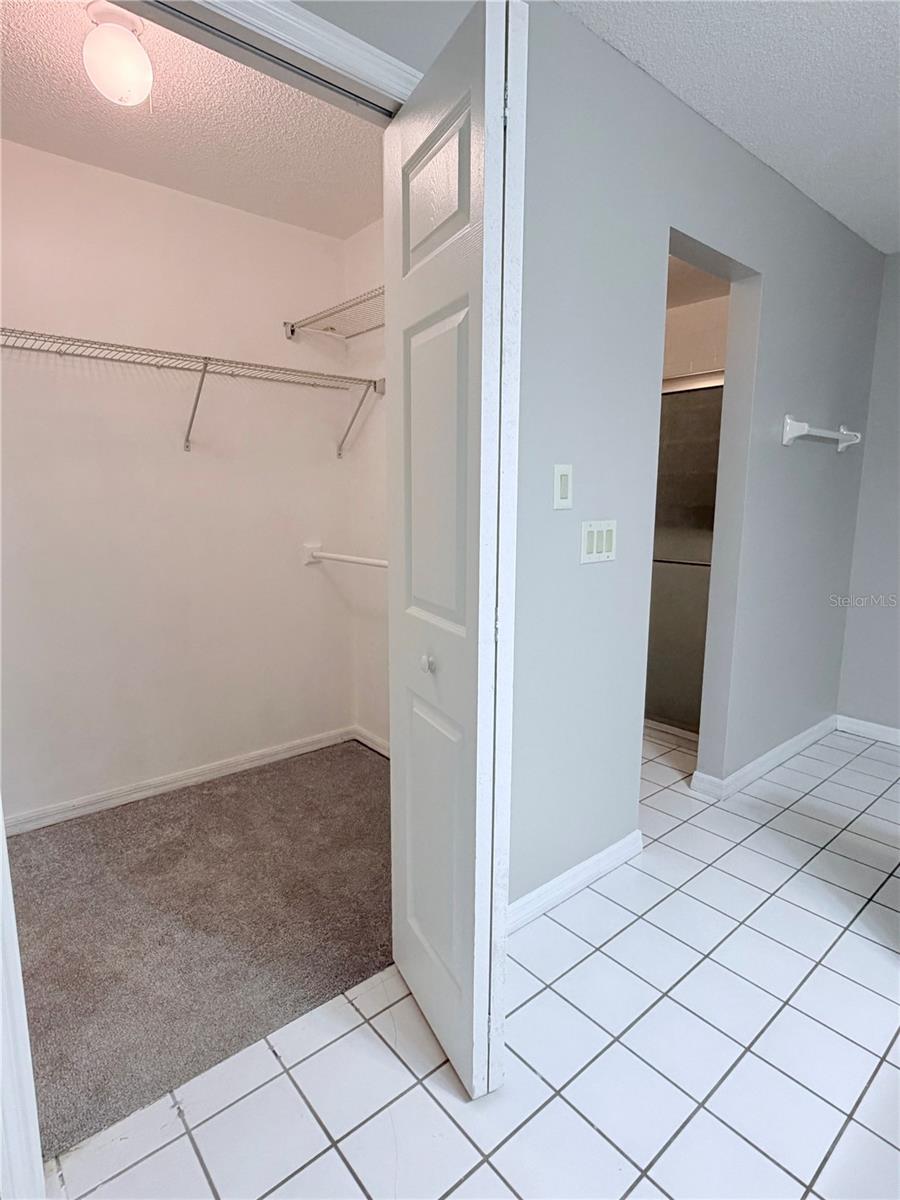 Image 25 of 36 For 30 Pinetree Drive