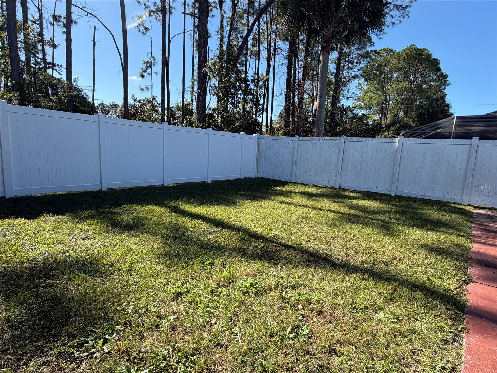 Image 33 of 36 For 30 Pinetree Drive