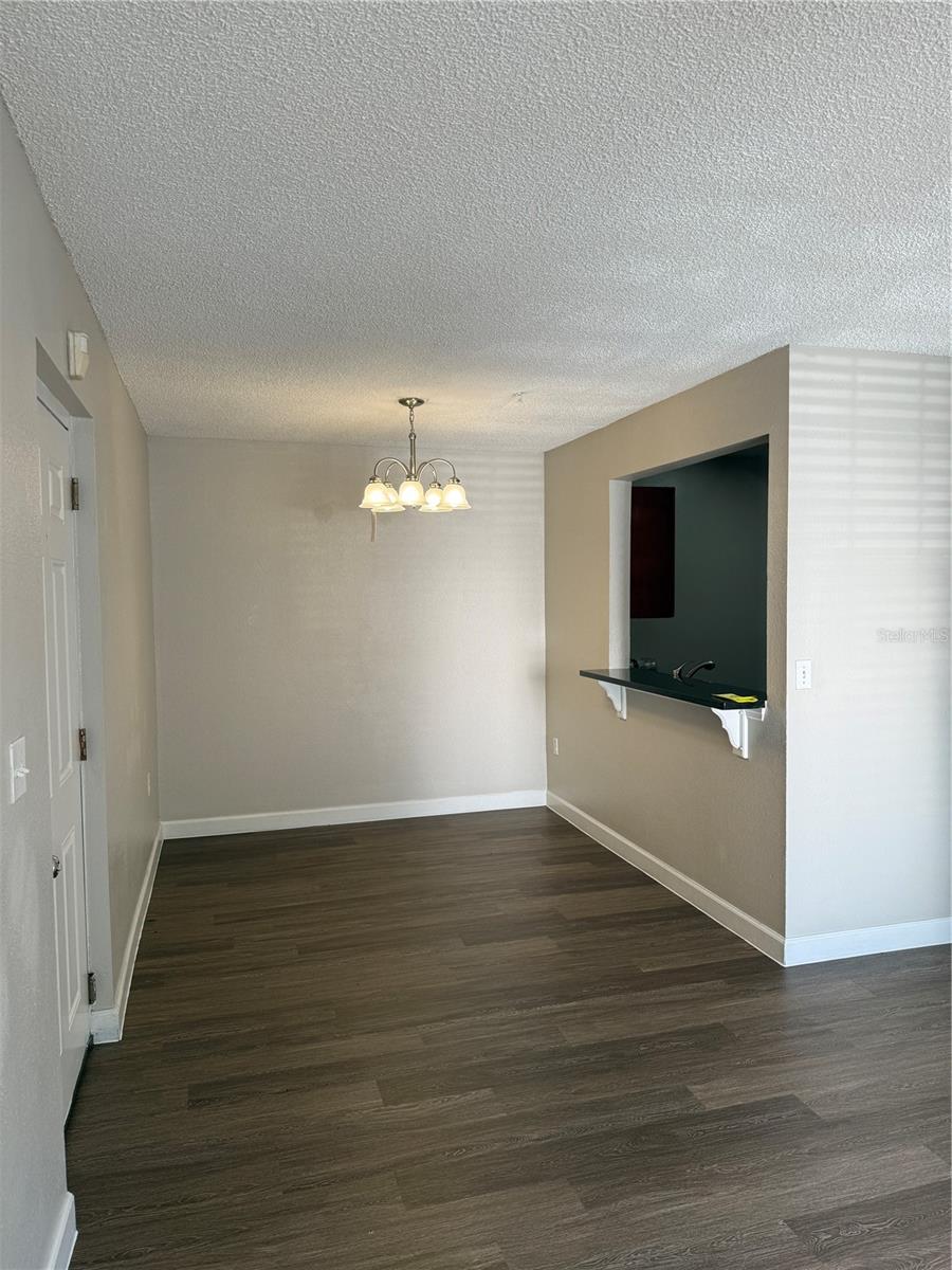 Image 2 of 18 For 2071 Dixie Belle Drive 2071m