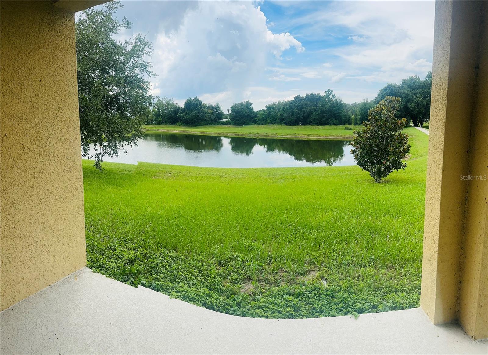 Image 29 of 36 For 102 Lake Tracy Court