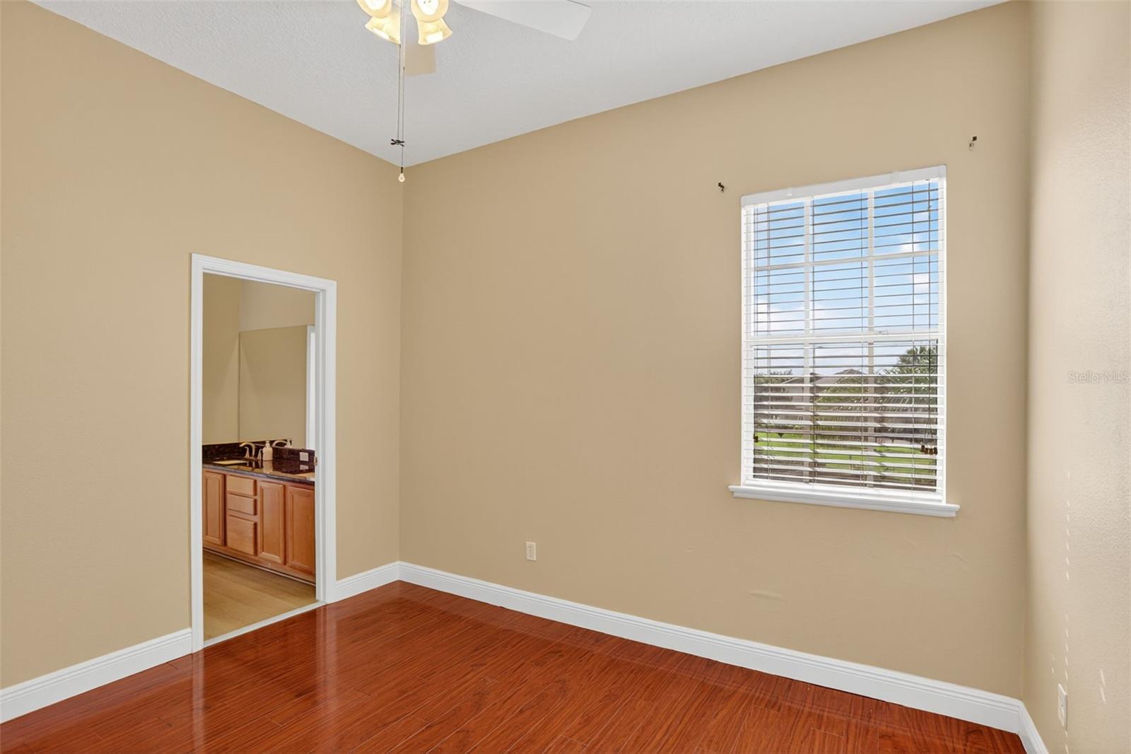 Image 36 of 67 For 1830 Cedar Lake Drive