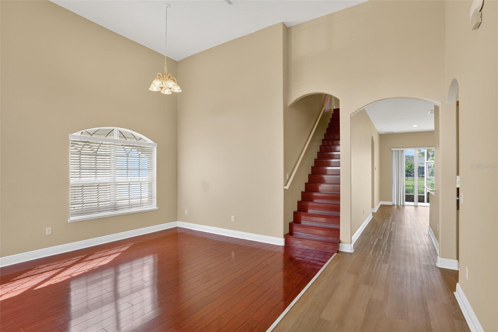 Image 4 of 67 For 1830 Cedar Lake Drive