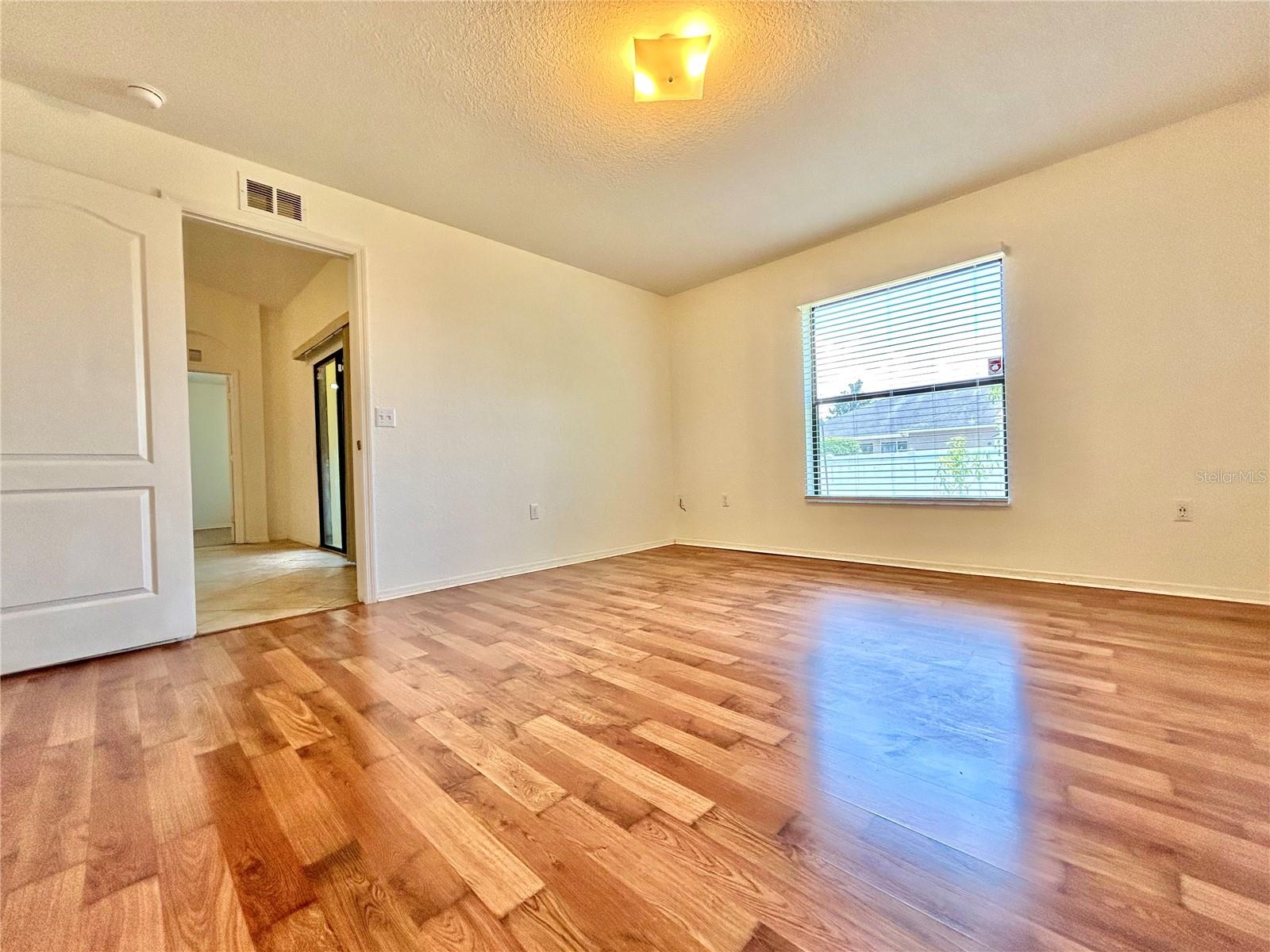 Image 13 of 35 For 5753 Woodruff Way