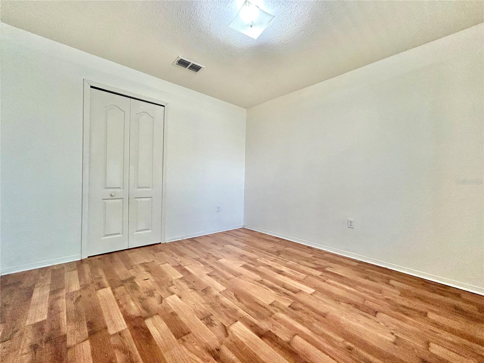 Image 23 of 35 For 5753 Woodruff Way