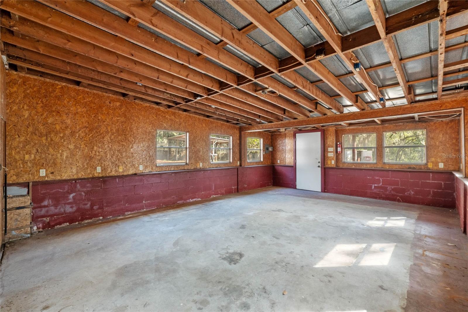 Image 15 of 25 For 1343 Spring Lake Road