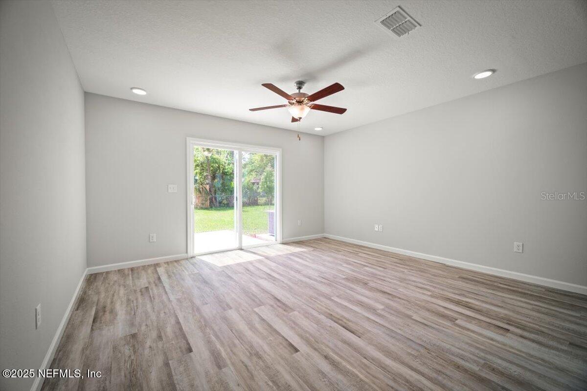 Image 10 of 15 For 8192 Dandy Avenue
