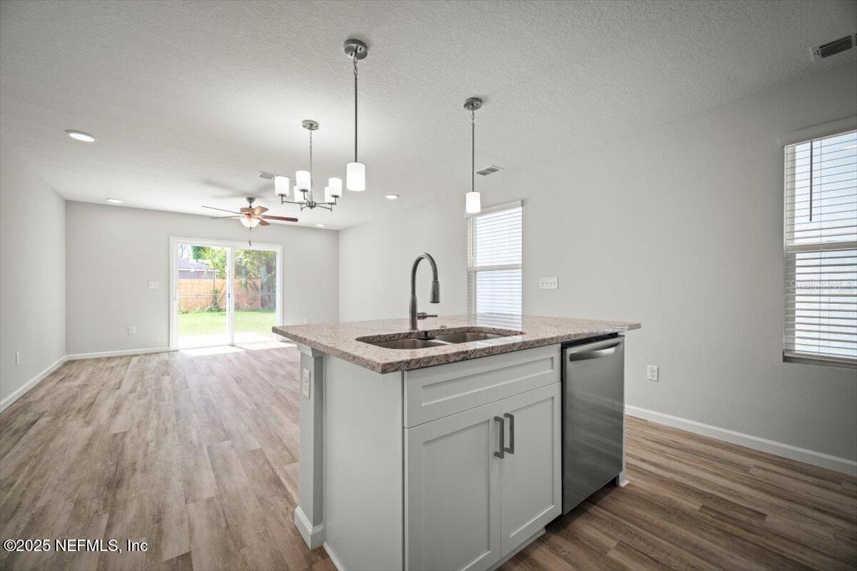Image 5 of 15 For 8192 Dandy Avenue