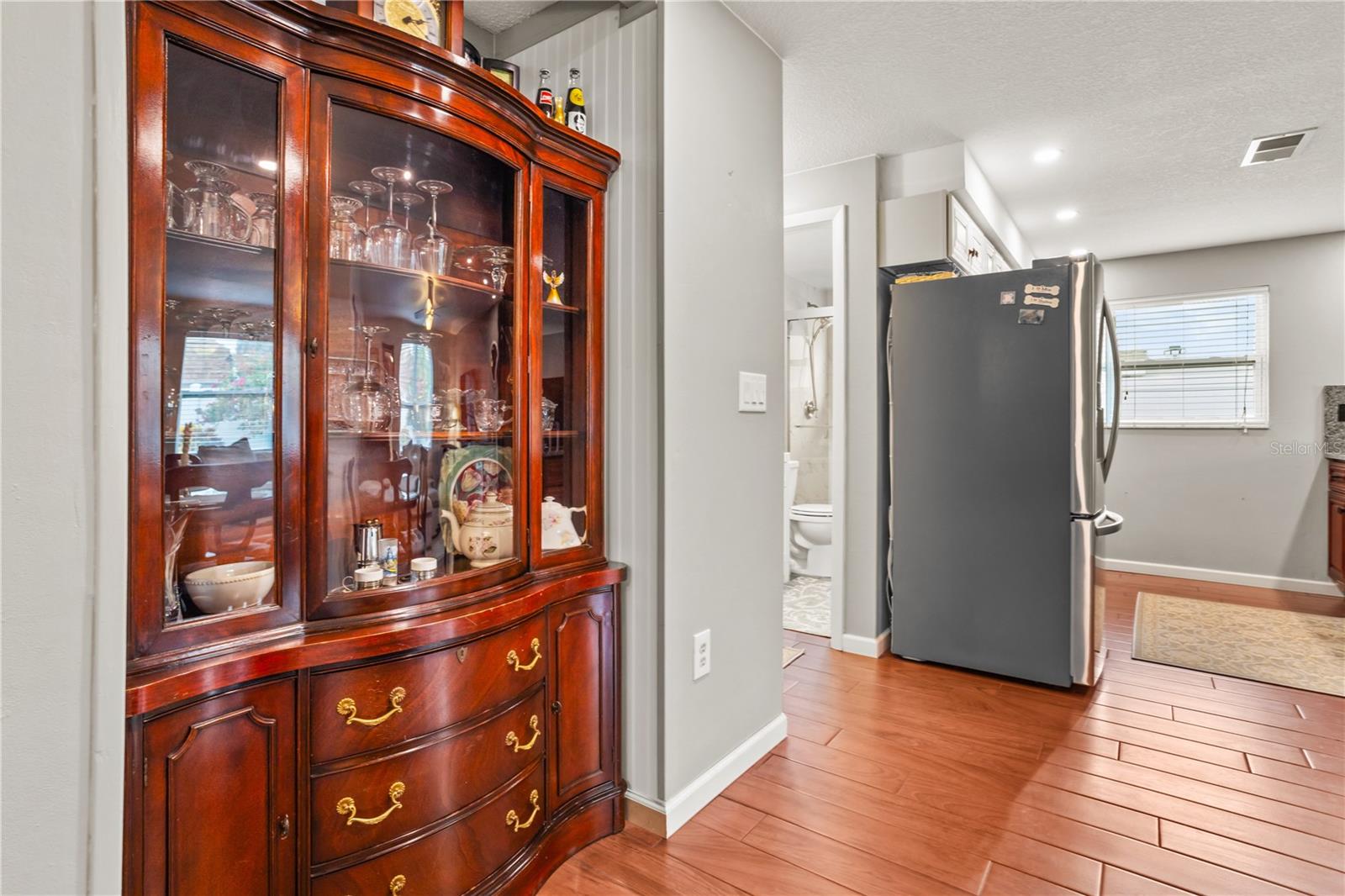 Image 13 of 37 For 7837 Edinburgh Drive