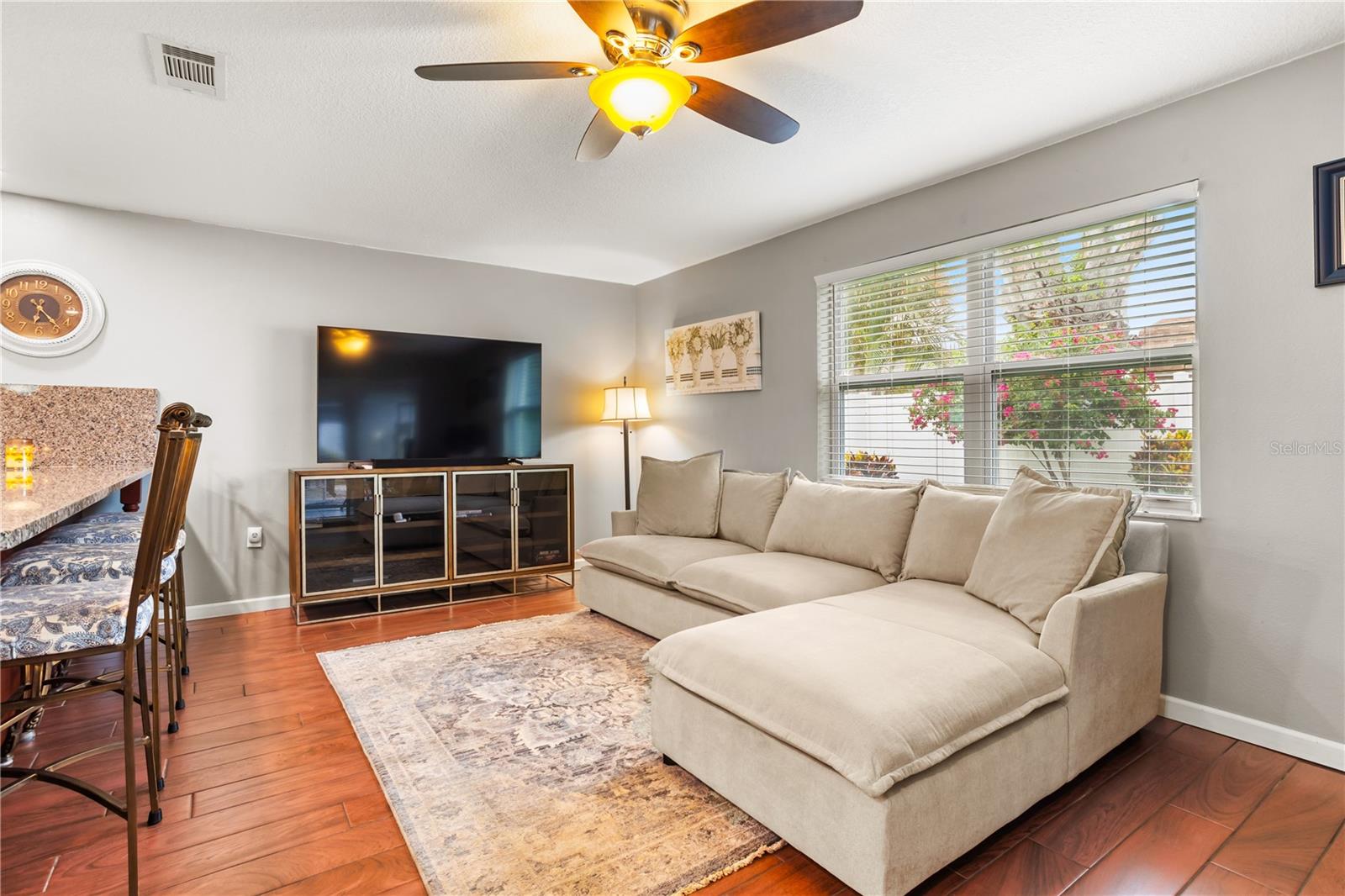 Image 15 of 37 For 7837 Edinburgh Drive