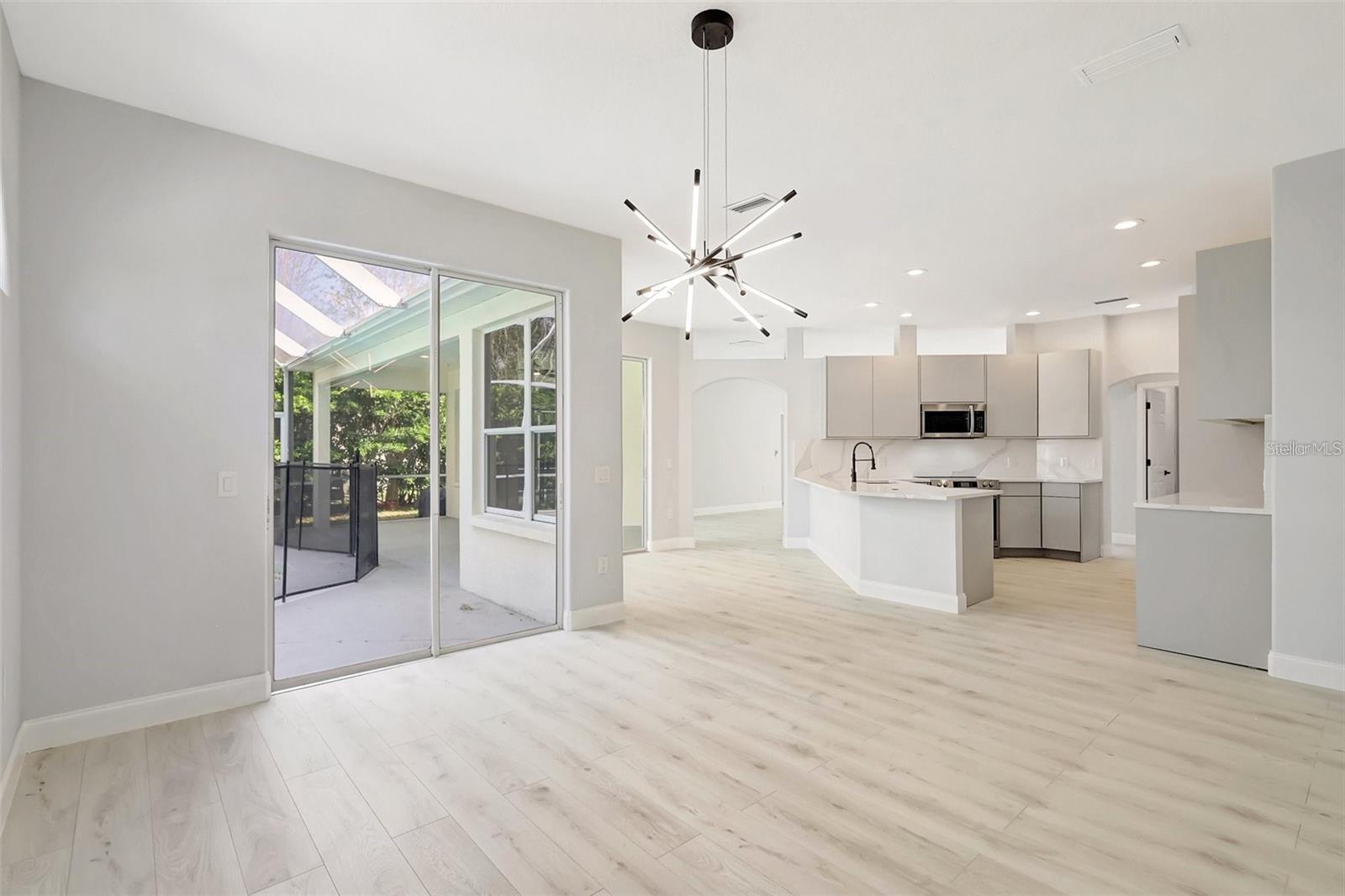 Image 13 of 36 For 11019 Pine Lilly Place