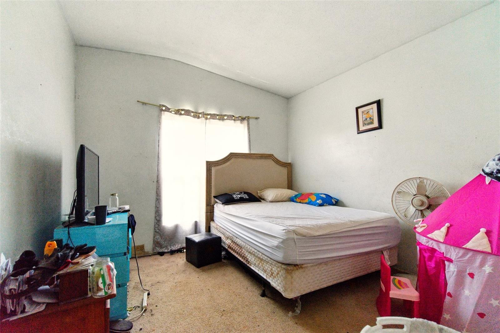 Image 7 of 24 For 2504 Caribbean Court