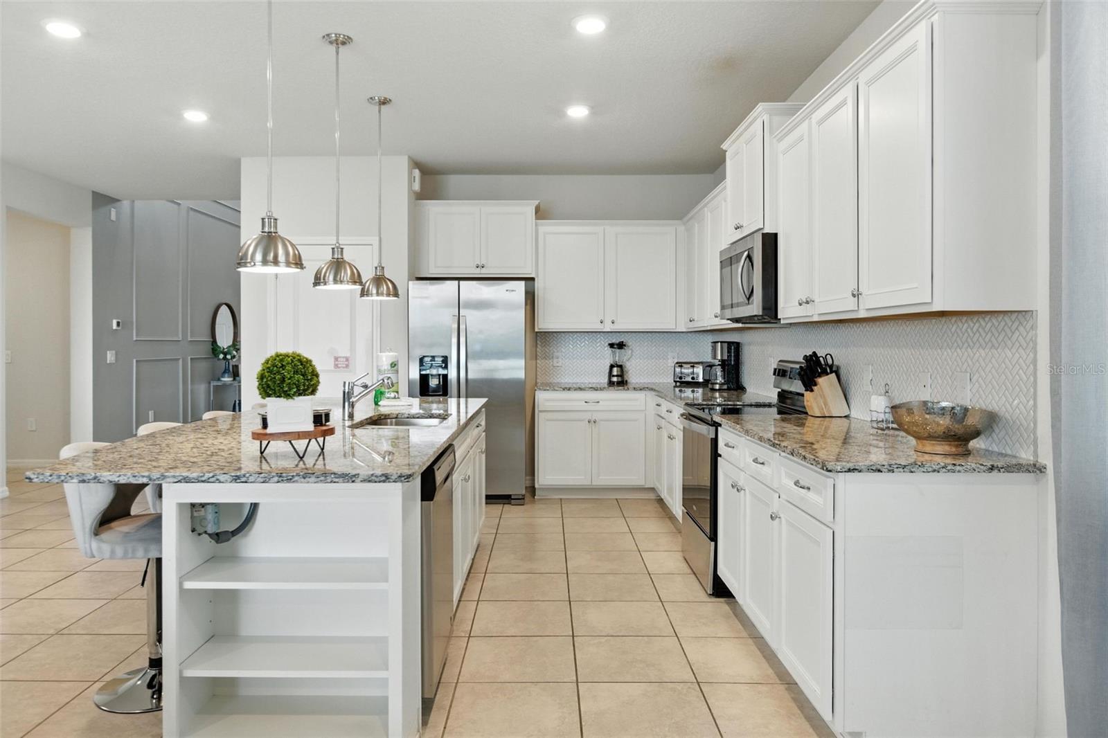 Image 12 of 79 For 3707 Lana Avenue