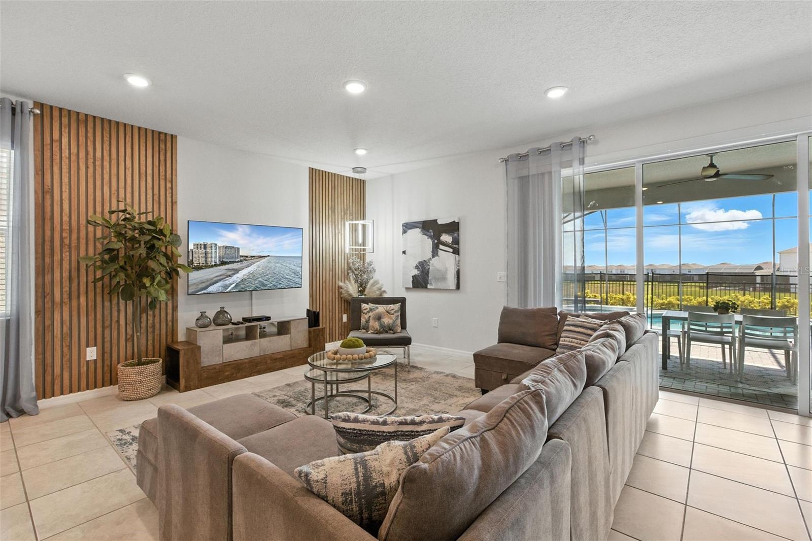 Image 17 of 79 For 3707 Lana Avenue