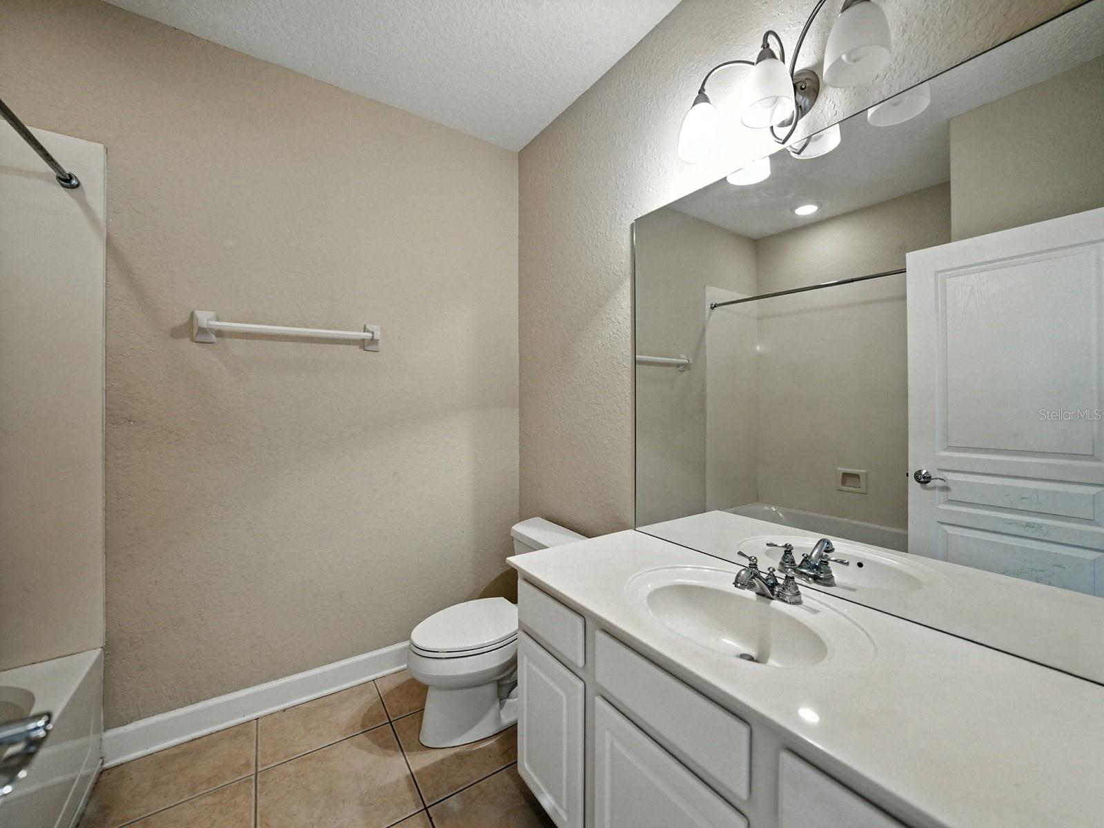 Image 18 of 31 For 8344 Riverdale Lane 8344