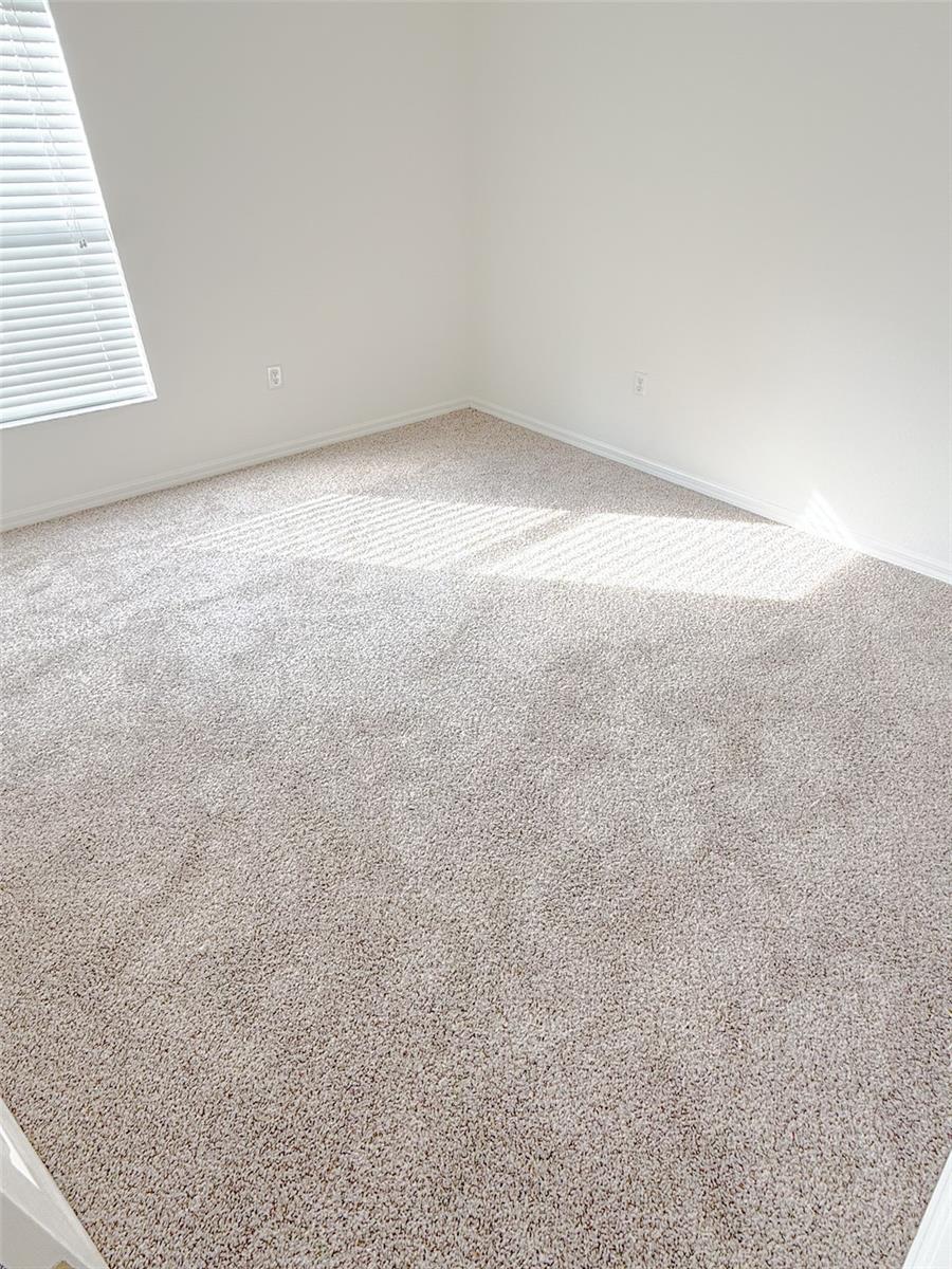 Image 13 of 23 For 928 Chanler Drive