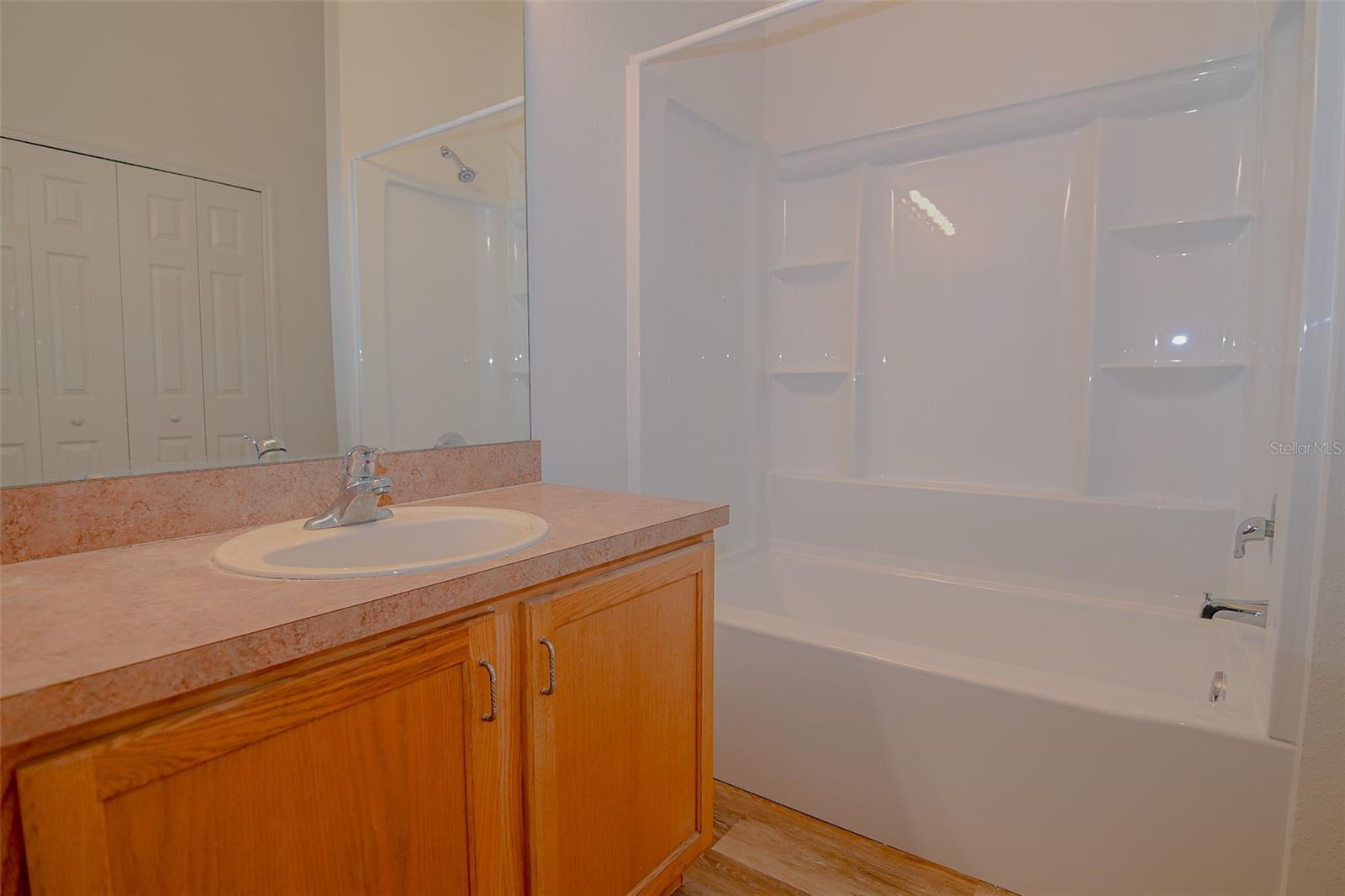 Image 16 of 23 For 928 Chanler Drive