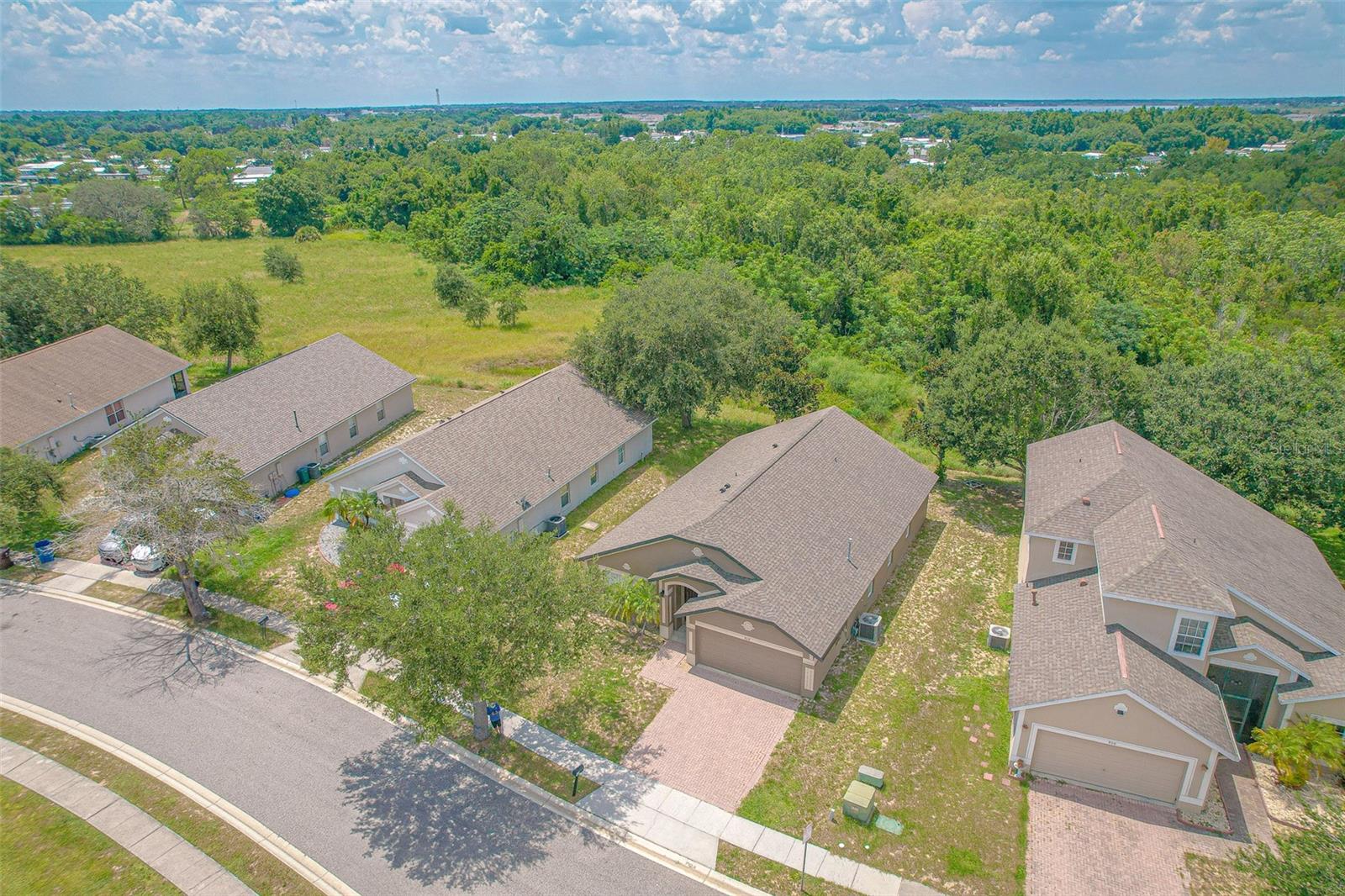 Image 18 of 23 For 928 Chanler Drive
