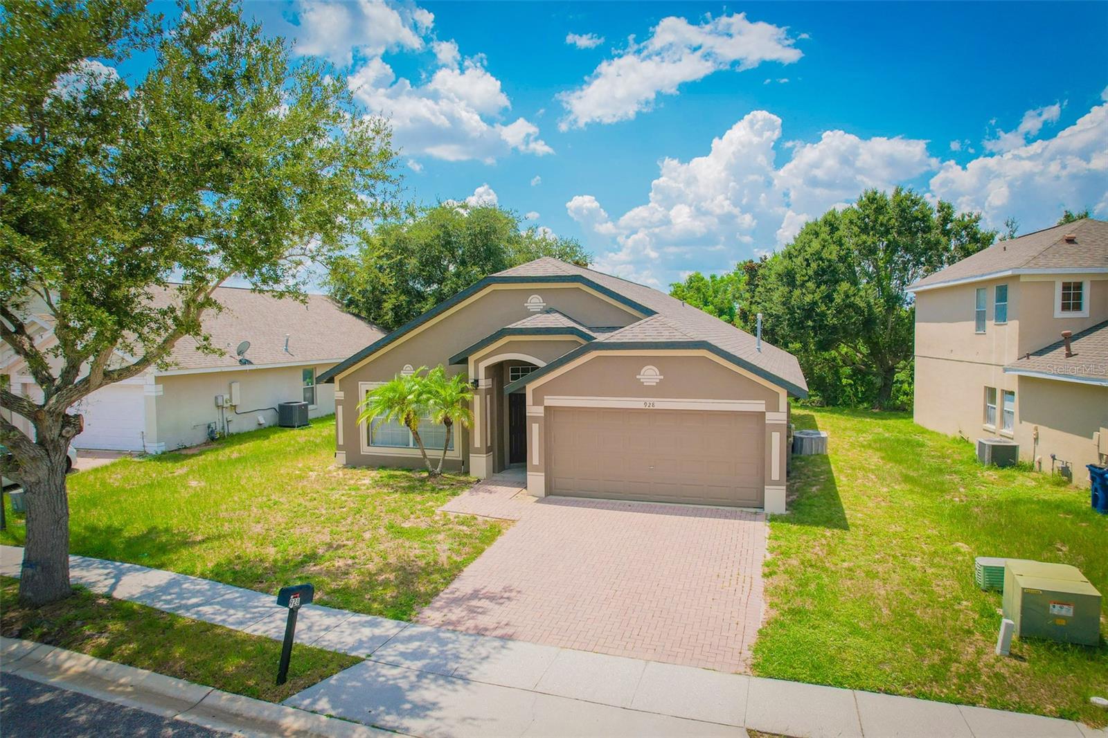 Image 2 of 23 For 928 Chanler Drive