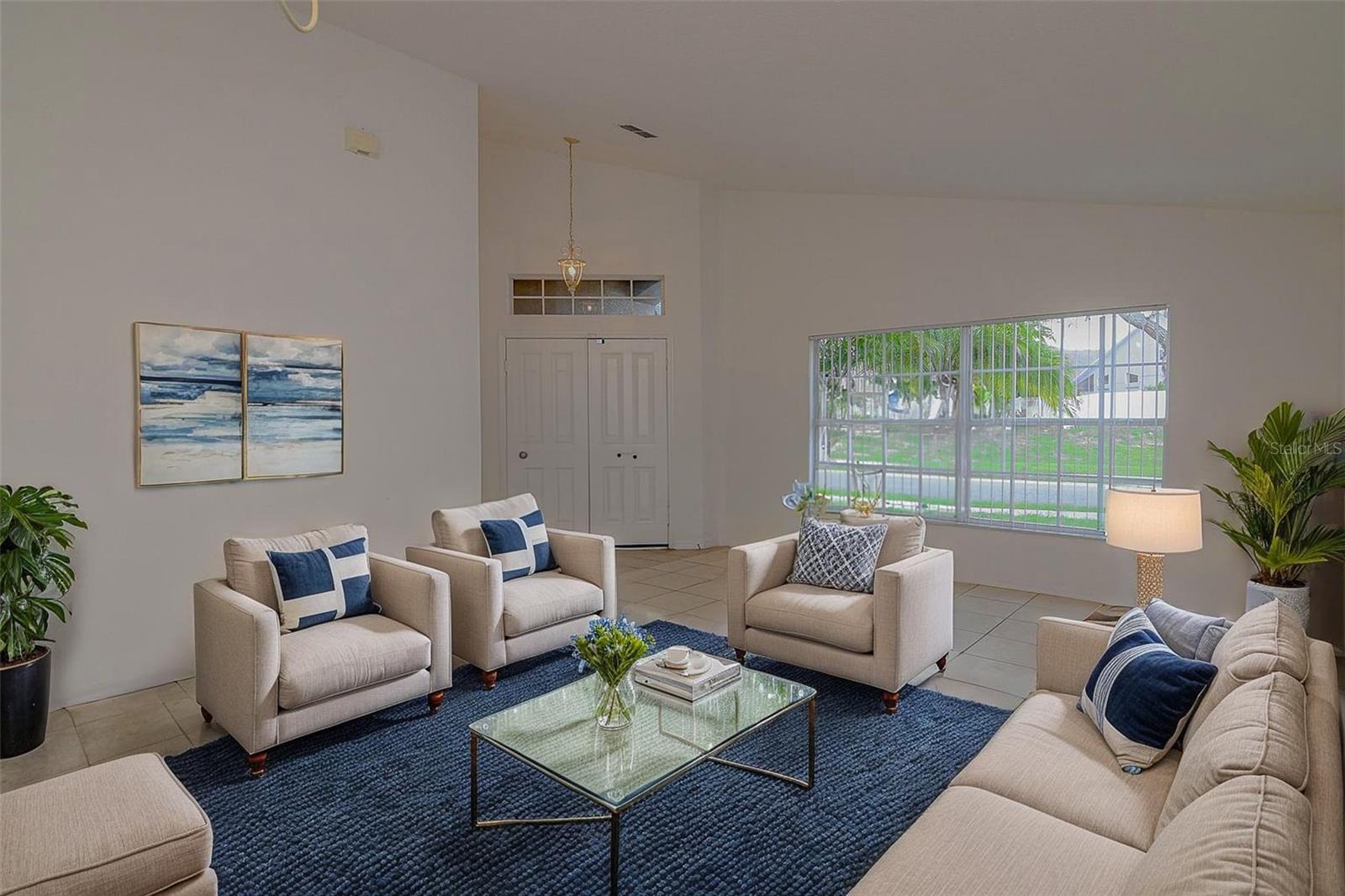 Image 4 of 23 For 928 Chanler Drive