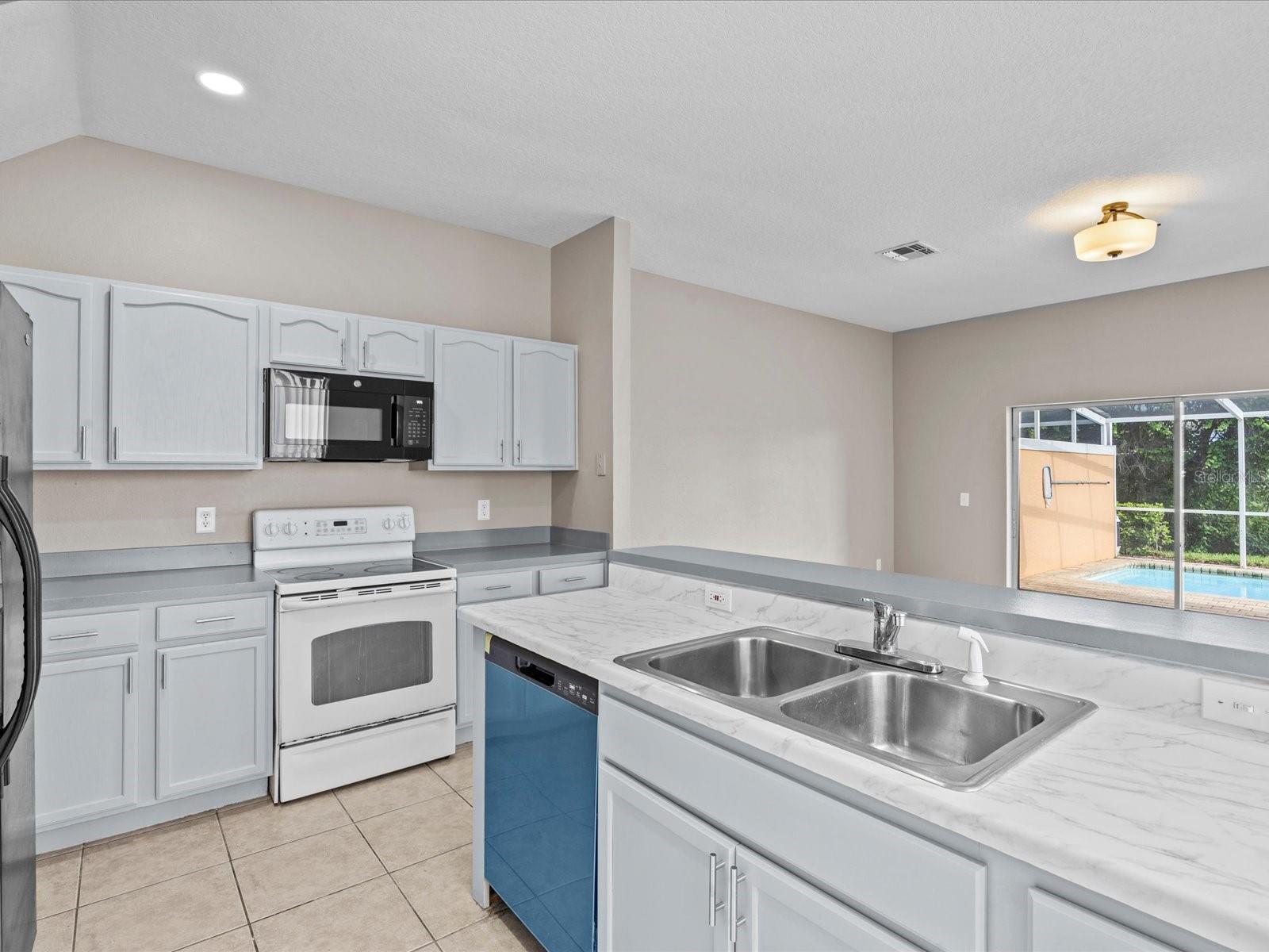 Image 7 of 28 For 17509 Blessing Drive