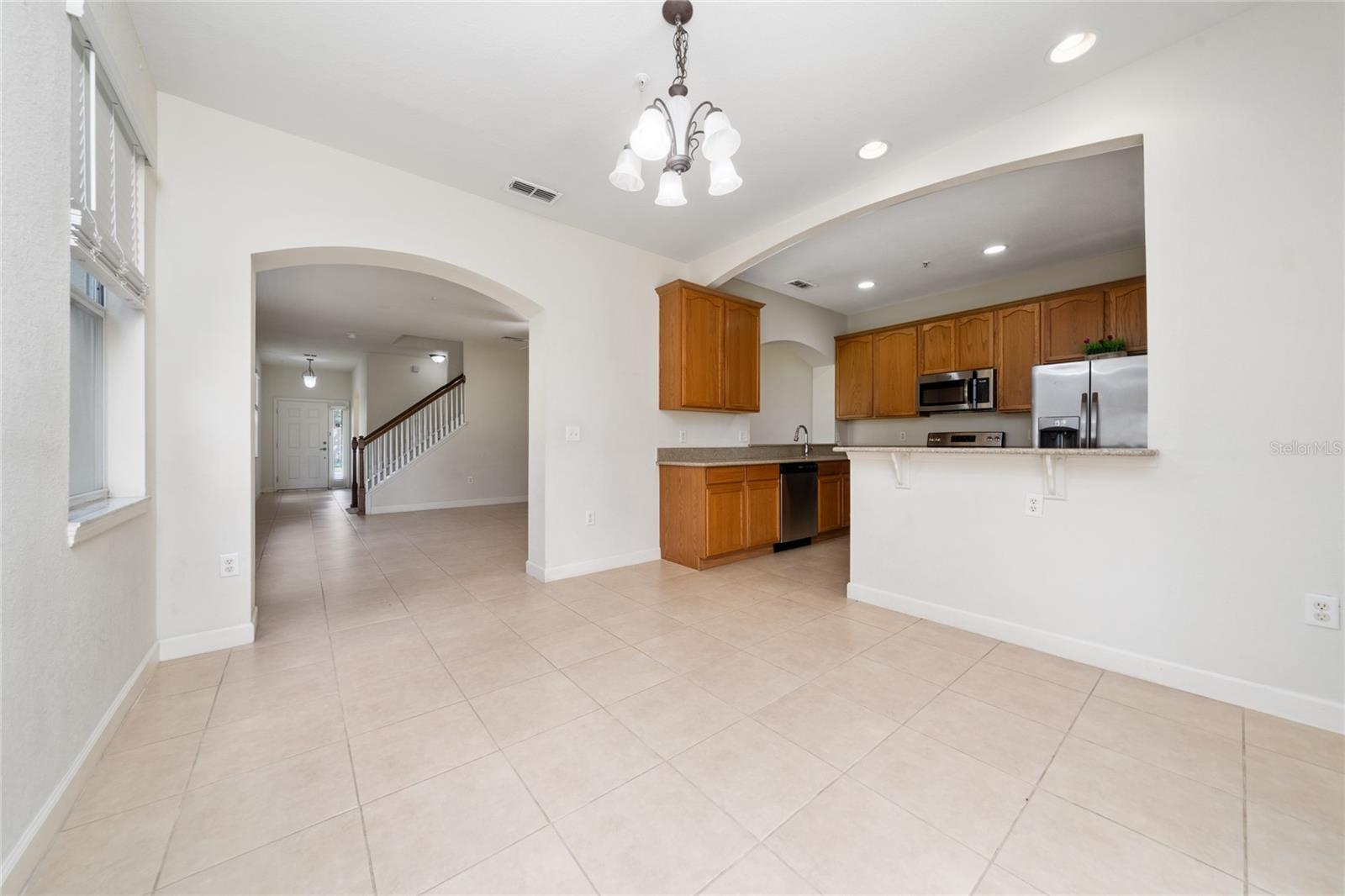 Image 11 of 36 For 2970 Ashland Lane S
