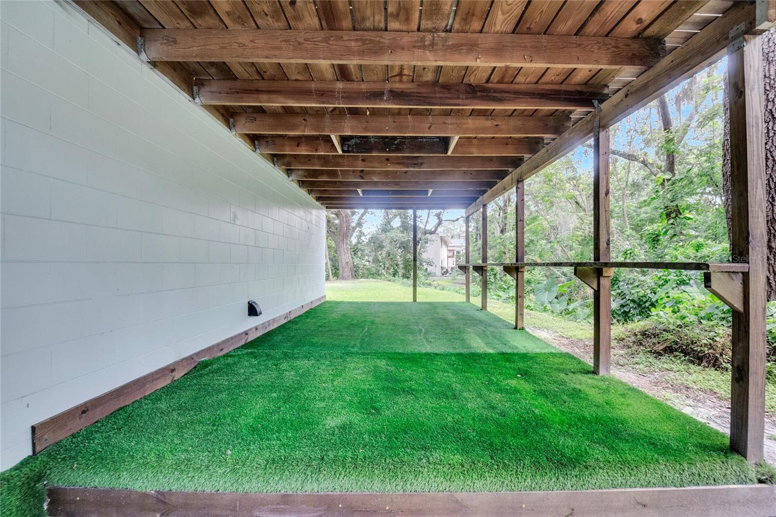 Image 19 of 69 For 719 Little Wekiva Circle