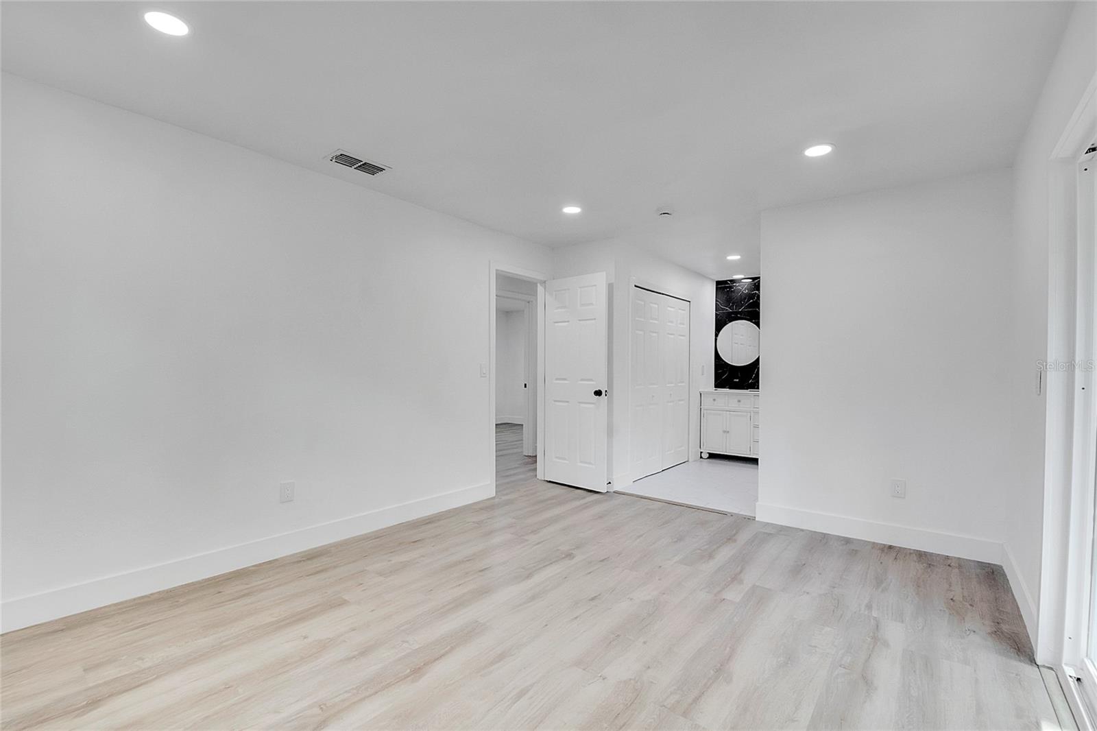 Image 45 of 69 For 719 Little Wekiva Circle