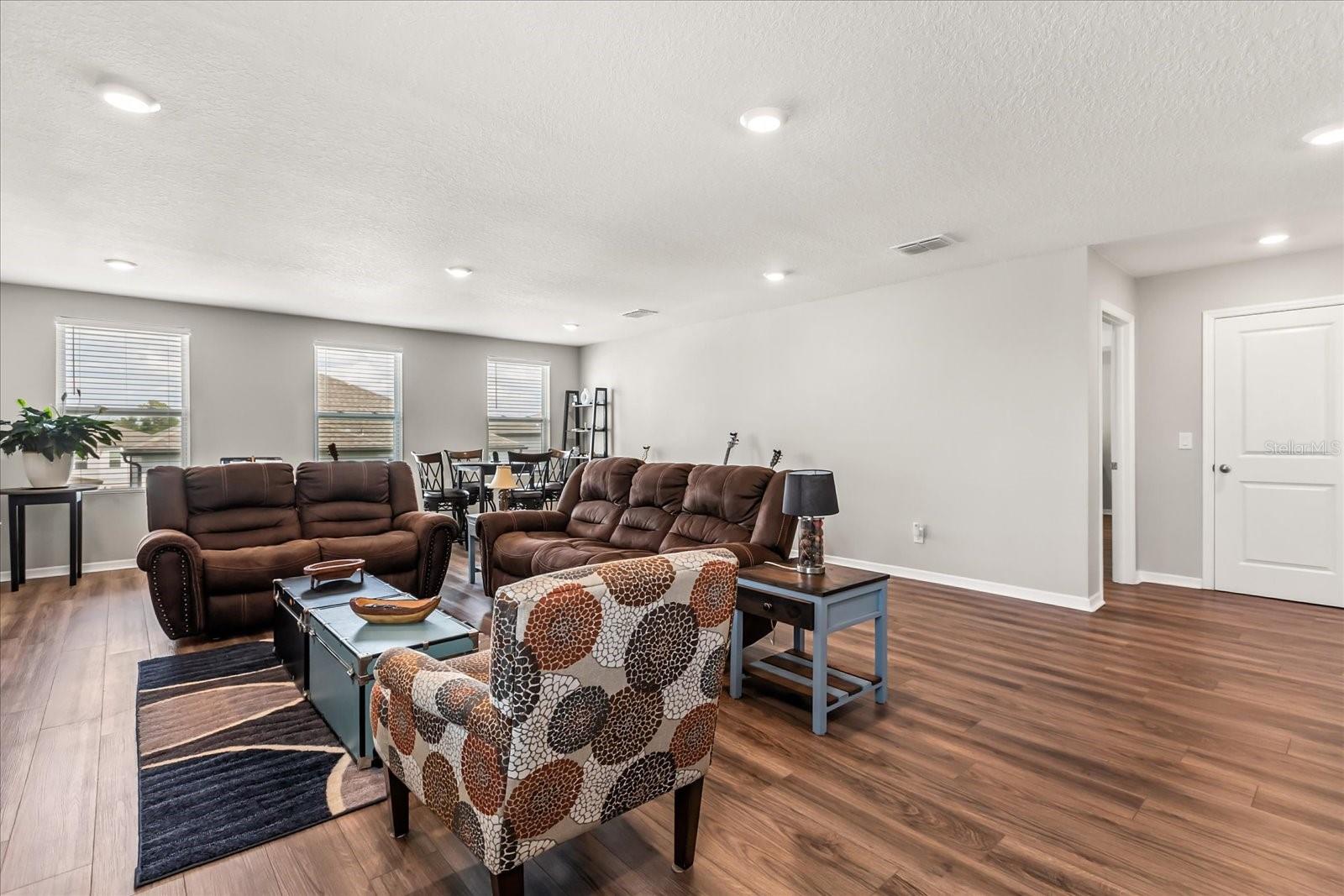 Image 35 of 60 For 2290 Endeavor Way