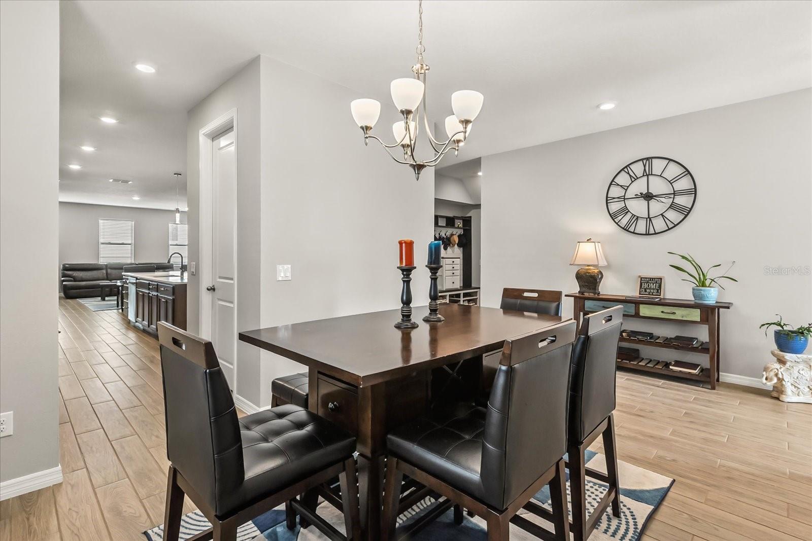 Image 7 of 60 For 2290 Endeavor Way