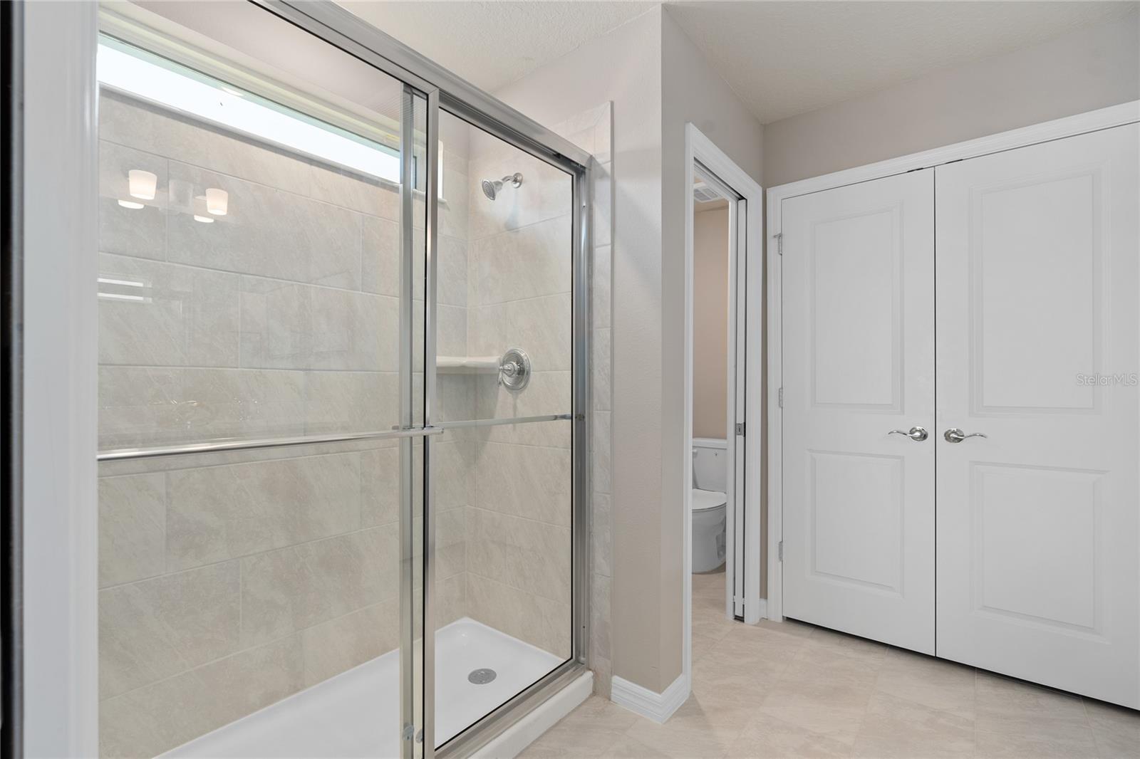 Image 24 of 30 For 15839 Cape Coral Loop