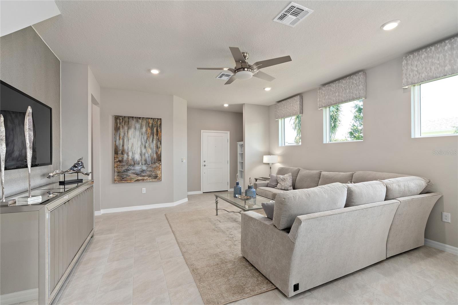 Image 6 of 30 For 15839 Cape Coral Loop