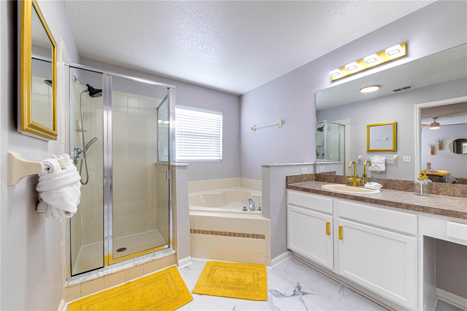 Image 47 of 61 For 680 Thousand Oaks Boulevard