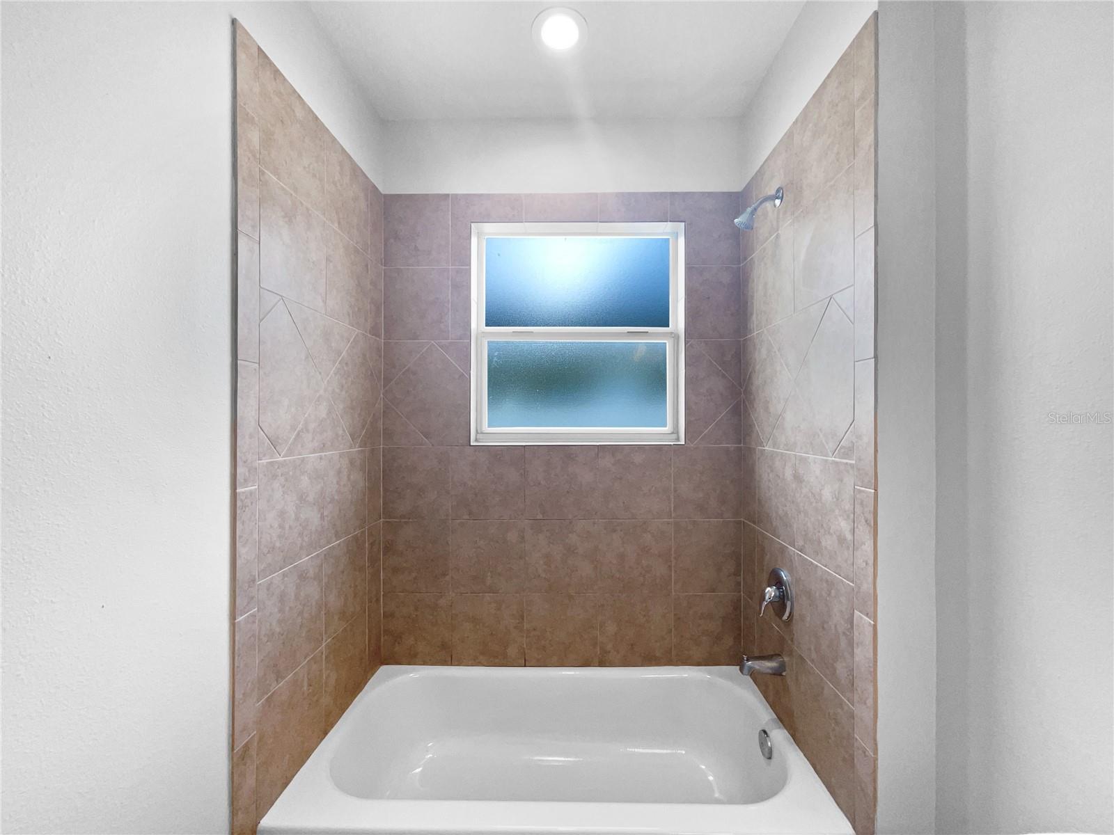 Image 13 of 23 For 3789 Summer Haven Lane