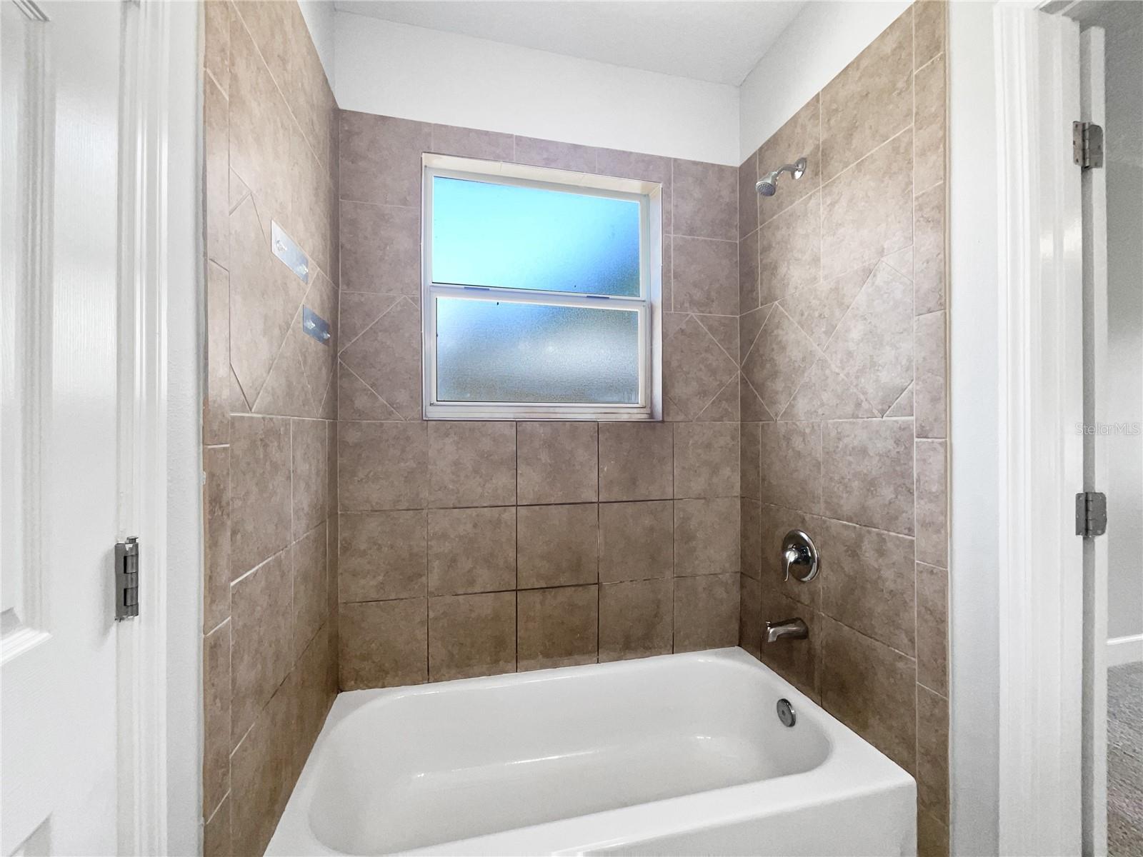 Image 20 of 23 For 3789 Summer Haven Lane
