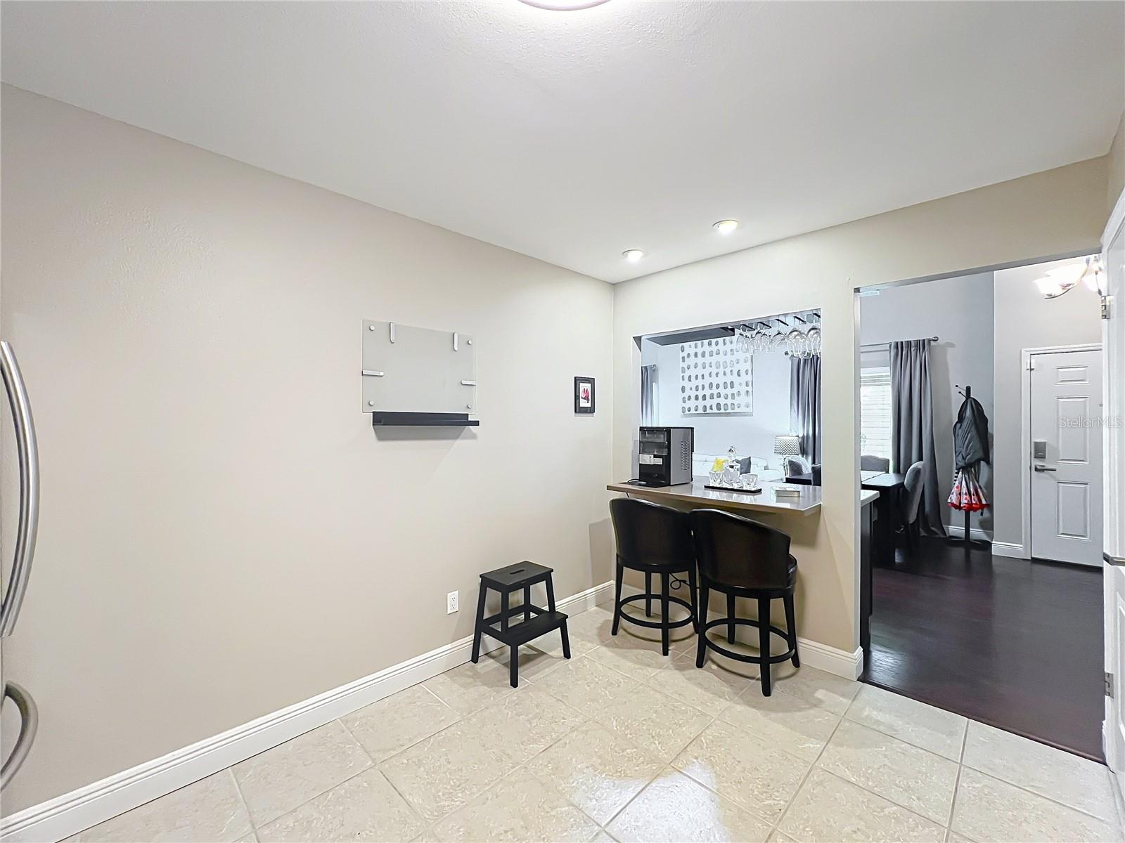 Image 11 of 32 For 419 Newton Place