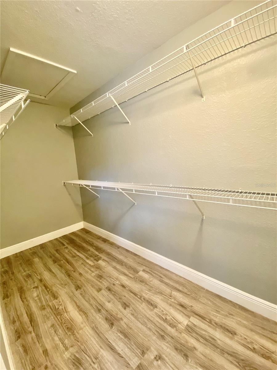 Image 10 of 19 For 6396 Daysbrook Drive 102